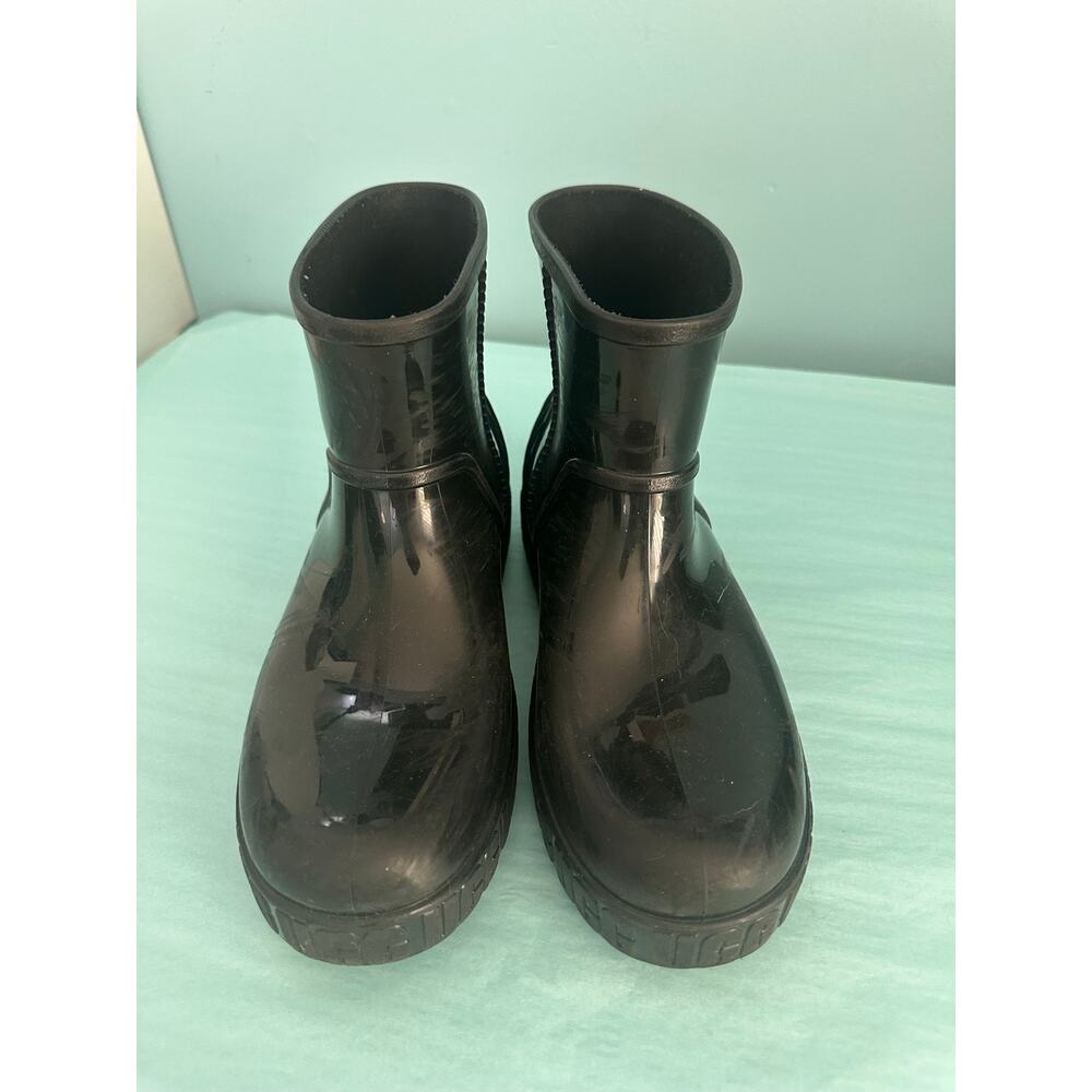 UGG Drizlita women's waterproof rain boots rubber exterior comfort insole size 9
